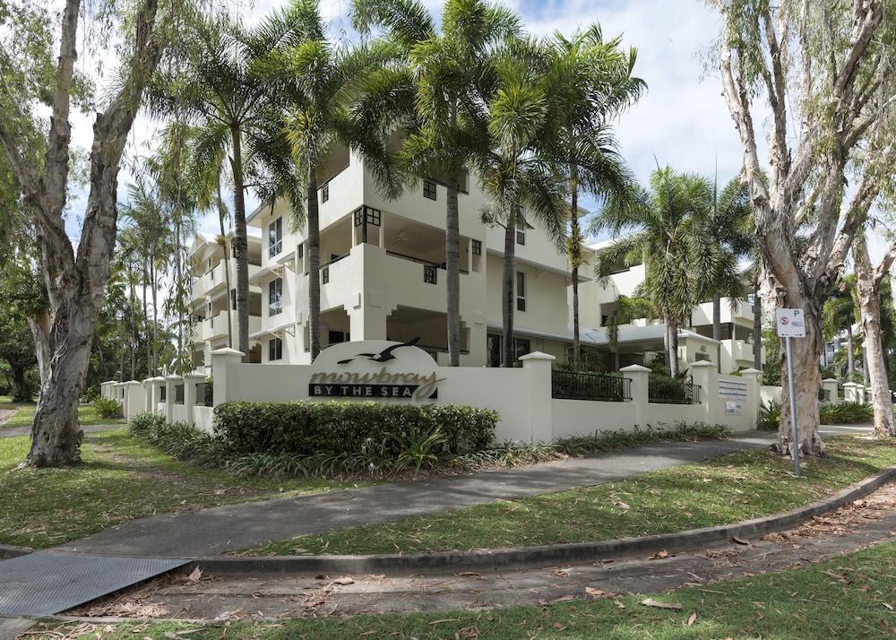 Mowbray By The Sea Aparthotel Port Douglas Exterior photo